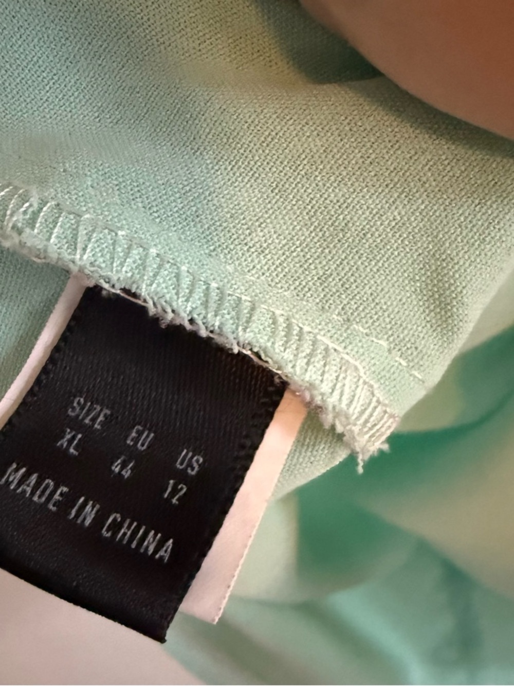 V-Neck Mint Short Sleeve Blouse with Loop Trim - Picture 9 of 10